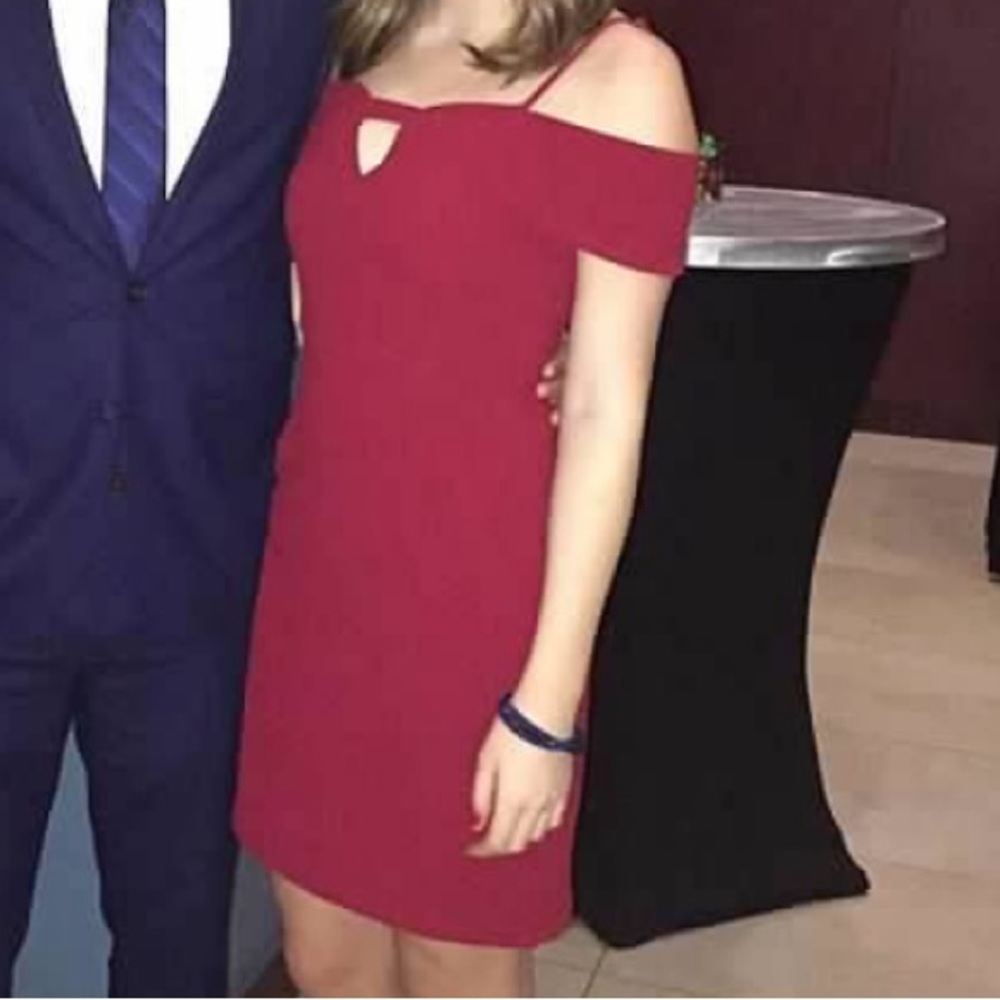 Red dress - Storee - Picture 3 of 5